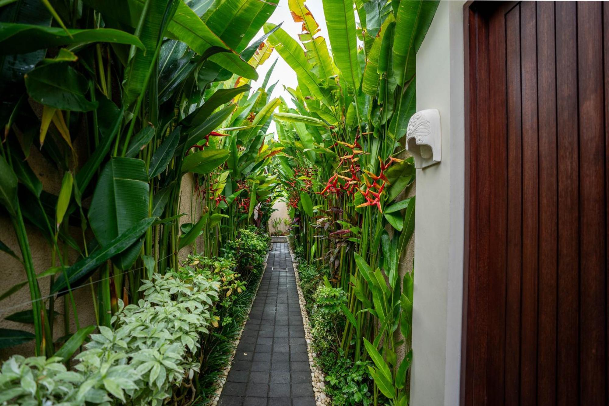 Focus On 4 Villa Seminyak  Luaran gambar